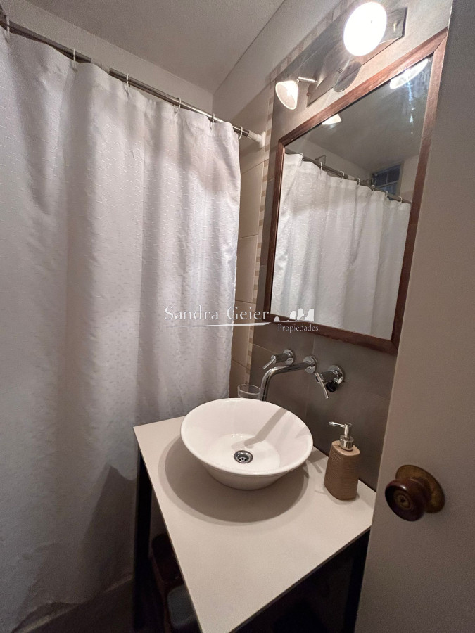 Apartamento ID.41108 - Venta de apartamento de dos dormitorios en Playa Mansa, Punta del Este, Uruguay 