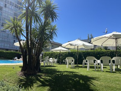 Apartamento ID.2971 - Venta de Apartamento de 4 dormitorios en Playa Mansa, Punta del Este