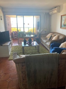Apartamento ID.2971 - Venta de Apartamento de 4 dormitorios en Playa Mansa, Punta del Este