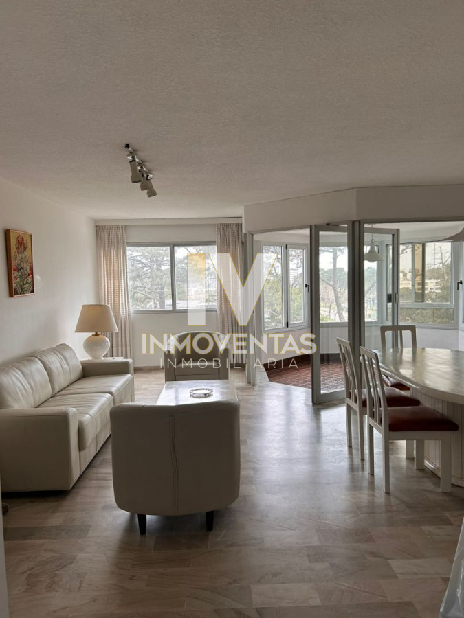 Apartamento ID.4047 - Apartamento de 3 dormitorios en Roosevelt, Punta del Este