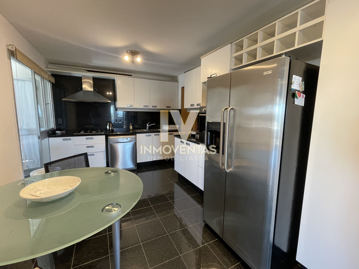 Apartamento ID.4175 - APARTAMENTO DE 3 DORMITORIOS EN VENTA