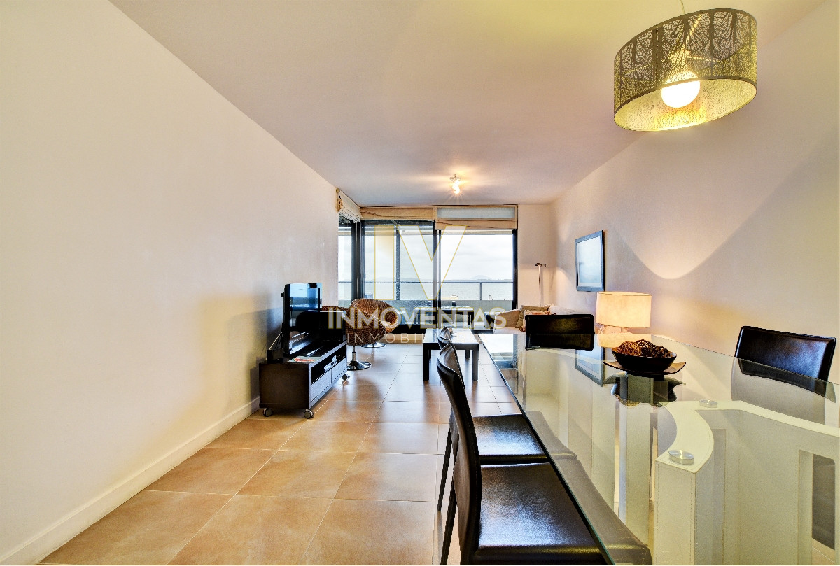 Apartamento ID.4048 - Venta de Apartamento, 2 dormitorios. Punta Ballena, Punta del Este. 