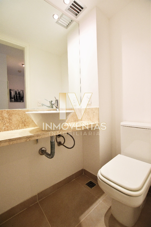 Apartamento ID.4048 - Venta de Apartamento, 2 dormitorios. Punta Ballena, Punta del Este. 