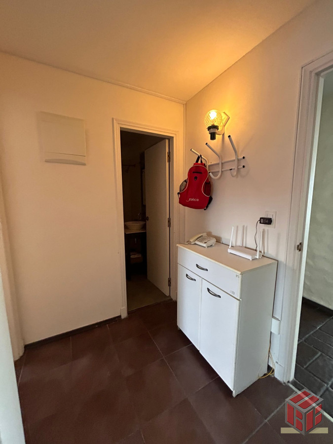 Apartamento ID.8986 - Venta de apartamento de dos dormitorios en Playa Mansa, Punta del Este, Uruguay 