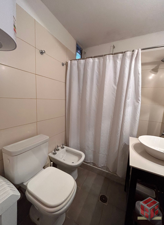 Apartamento ID.8986 - Venta de apartamento de dos dormitorios en Playa Mansa, Punta del Este, Uruguay 