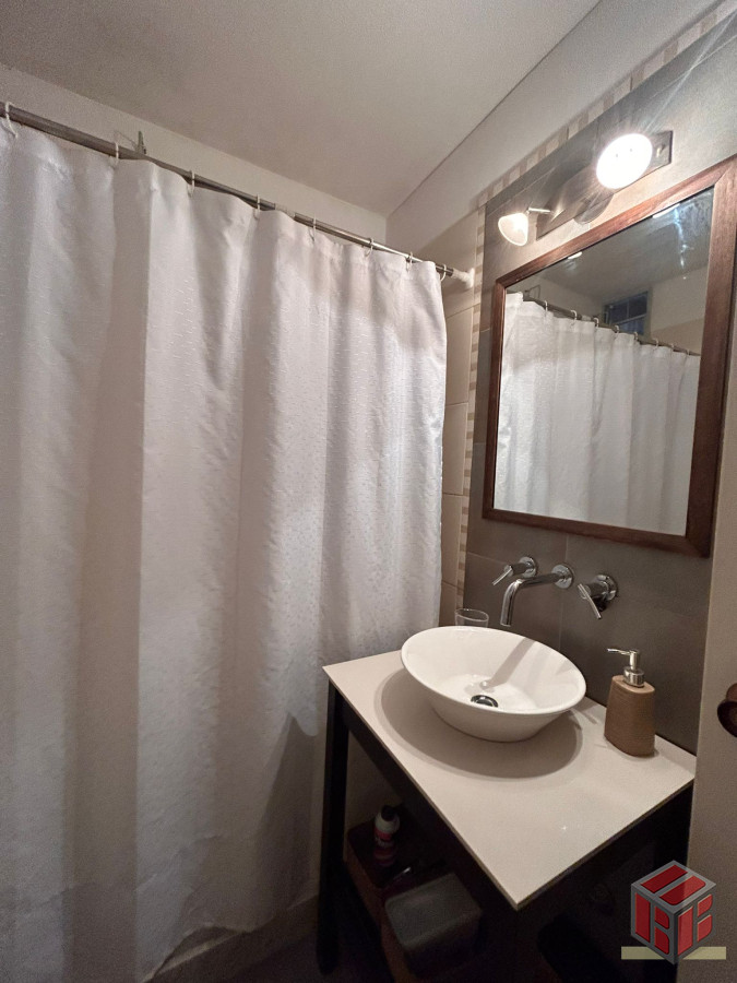 Apartamento ID.8986 - Venta de apartamento de dos dormitorios en Playa Mansa, Punta del Este, Uruguay 