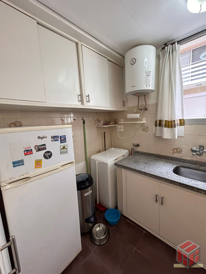 Apartamento ID.8986 - Venta de apartamento de dos dormitorios en Playa Mansa, Punta del Este, Uruguay 