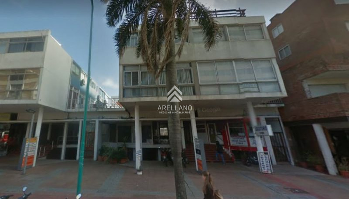 Apartamento ID.428 - Venta Apartamento 3 dormitorios en Península, Punta del Este.