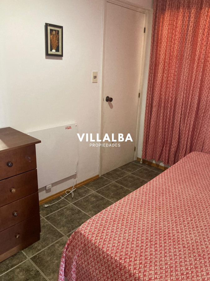 Apartamento ID.3488 - Venta de Apartamento de 4 dormitorios en Playa Mansa, Punta del Este