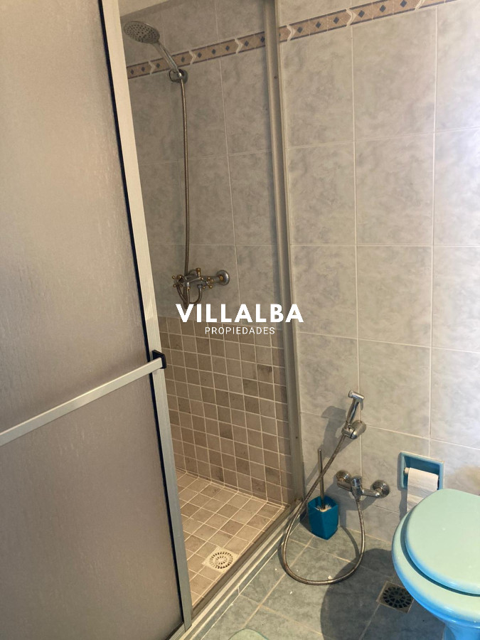 Apartamento ID.3488 - Venta de Apartamento de 4 dormitorios en Playa Mansa, Punta del Este