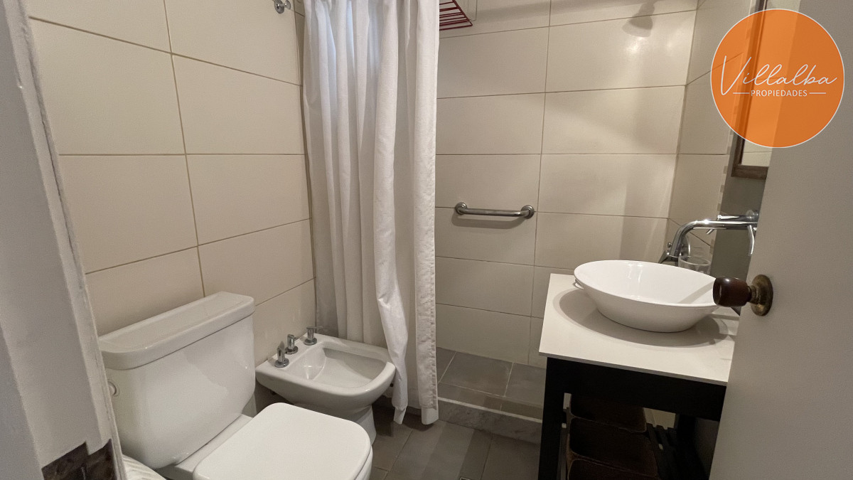 Apartamento ID.3386 - Venta de apartamento de dos dormitorios en Playa Mansa, Punta del Este, Uruguay 