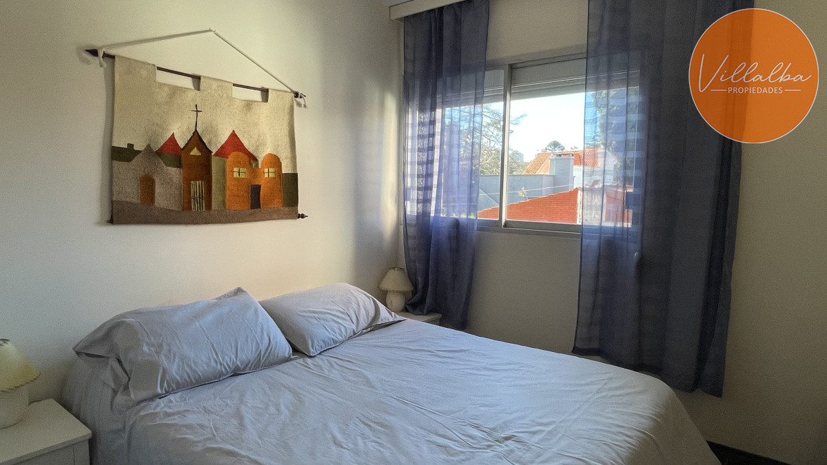Apartamento ID.3386 - Venta de apartamento de dos dormitorios en Playa Mansa, Punta del Este, Uruguay 