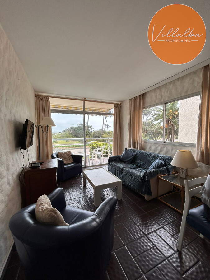 Apartamento ID.3386 - Venta de apartamento de dos dormitorios en Playa Mansa, Punta del Este, Uruguay 