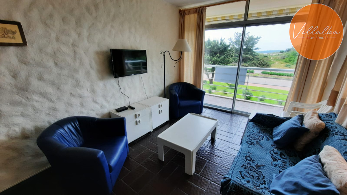 Apartamento ID.3386 - Venta de apartamento de dos dormitorios en Playa Mansa, Punta del Este, Uruguay 