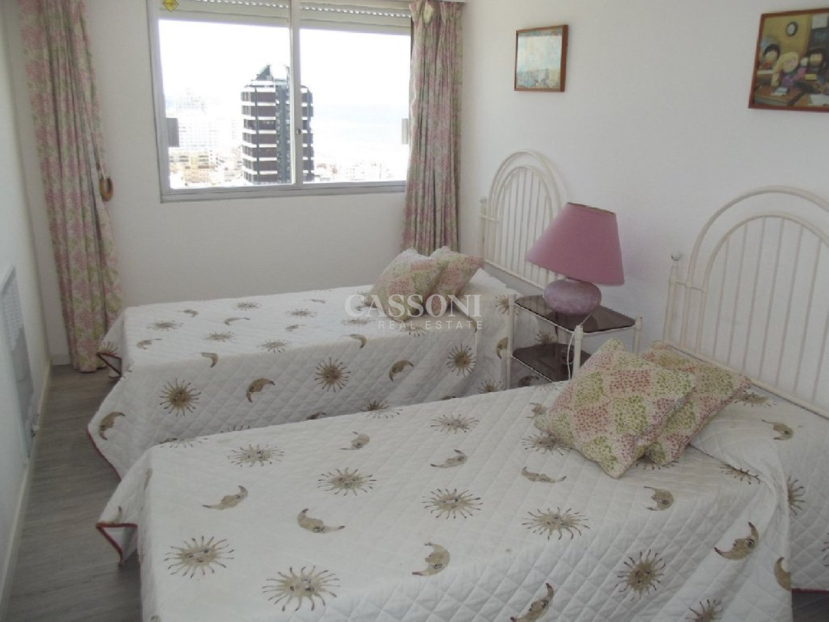 Apartamento ID.3215 - Venta apartamento 3 dormitorios, Península, Punta del Este.