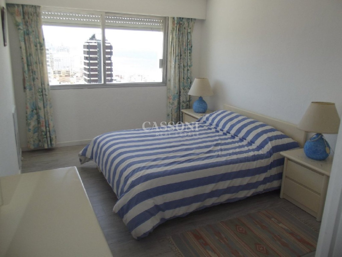 Apartamento ID.3215 - Venta apartamento 3 dormitorios, Península, Punta del Este.