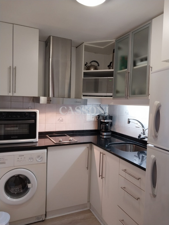 Apartamento ID.3030 - Venta de apartamento 1 dormitorio en Playa Mansa, Punta del Este