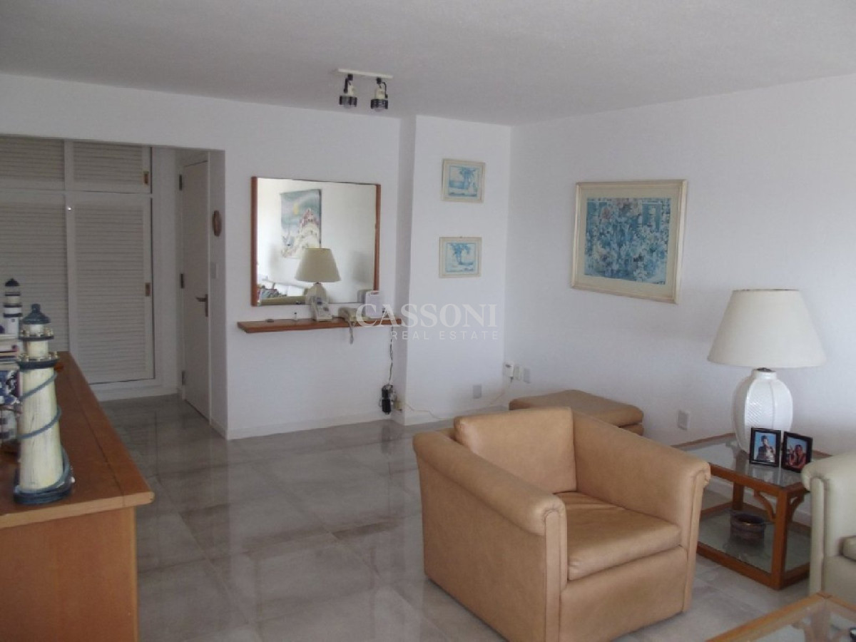 Apartamento ID.3215 - Venta apartamento 3 dormitorios, Península, Punta del Este.