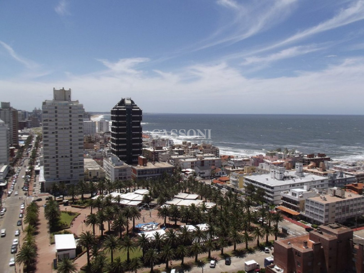 Apartamento ID.3215 - Venta apartamento 3 dormitorios, Península, Punta del Este.