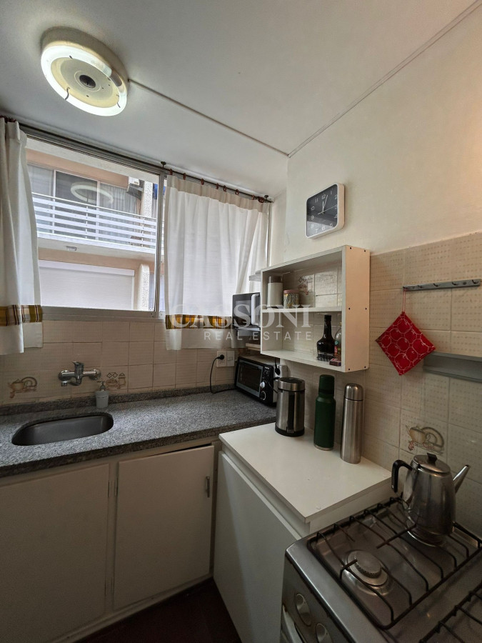 Apartamento ID.3083 - Venta de apartamento de dos dormitorios en Playa Mansa, Punta del Este, Uruguay 