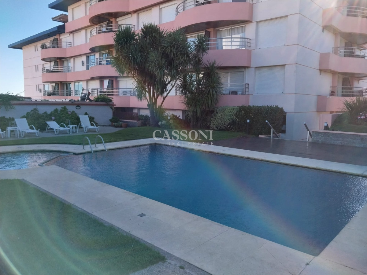 Apartamento ID.3030 - Venta de apartamento 1 dormitorio en Playa Mansa, Punta del Este