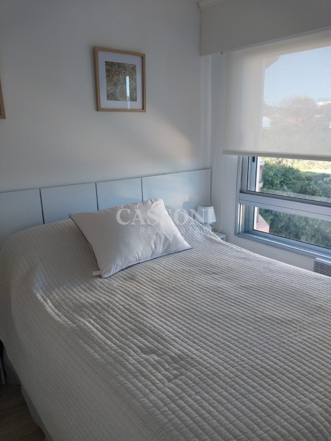 Apartamento ID.3030 - Venta de apartamento 1 dormitorio en Playa Mansa, Punta del Este