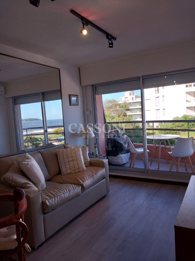 Apartamento ID.3030 - Venta de apartamento 1 dormitorio en Playa Mansa, Punta del Este