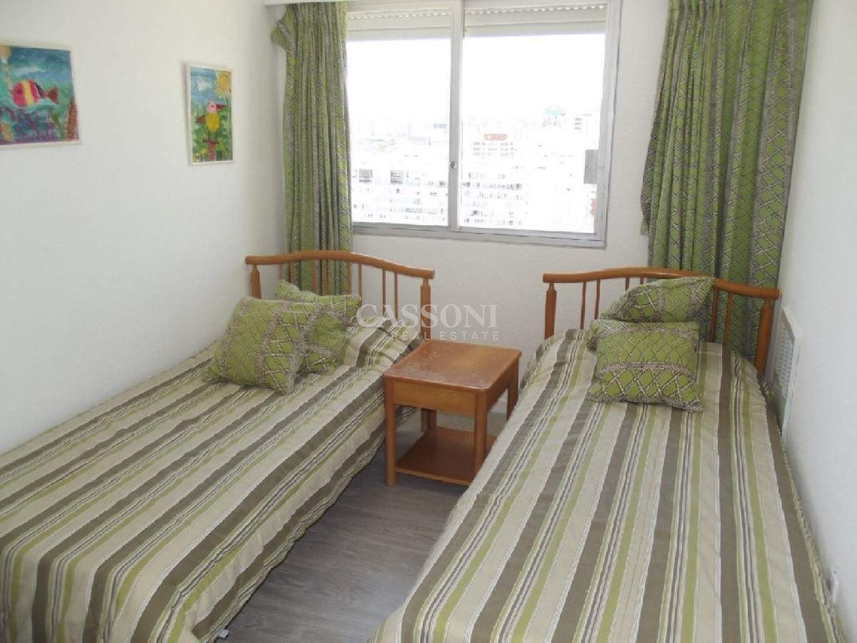 Apartamento ID.3215 - Venta apartamento 3 dormitorios, Península, Punta del Este.