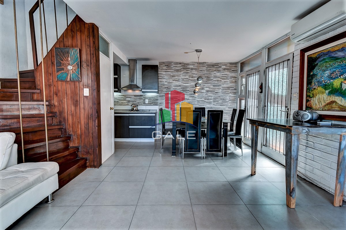 Apartamento ID.4857 - Venta de Apartamento 3 dormitorios en Península, Punta del Este.