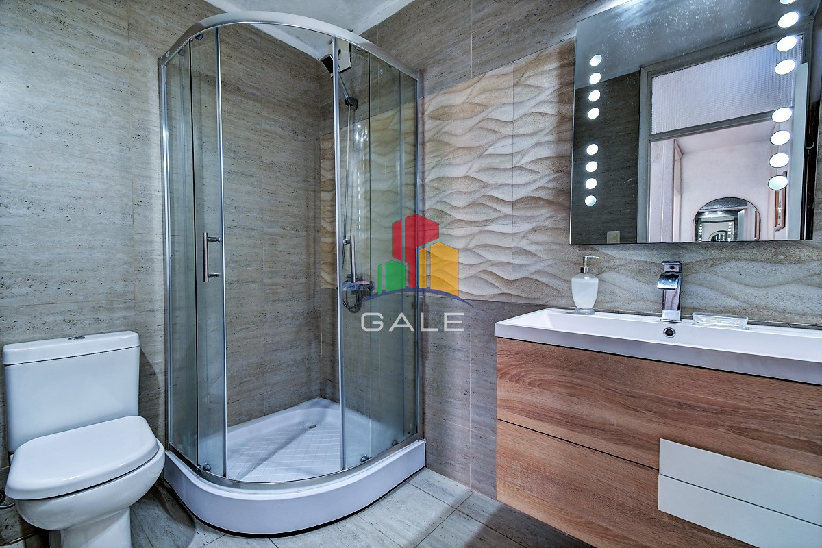 Apartamento ID.4857 - Venta de Apartamento 3 dormitorios en Península, Punta del Este.
