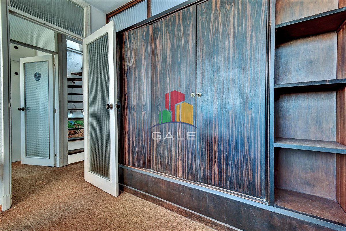Apartamento ID.4857 - Venta de Apartamento 3 dormitorios en Península, Punta del Este.
