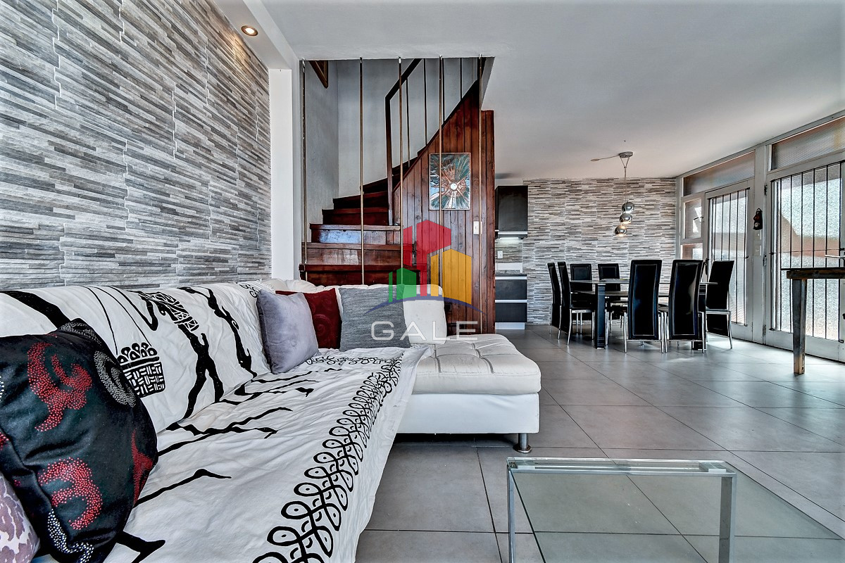 Apartamento ID.4857 - Venta de Apartamento 3 dormitorios en Península, Punta del Este.