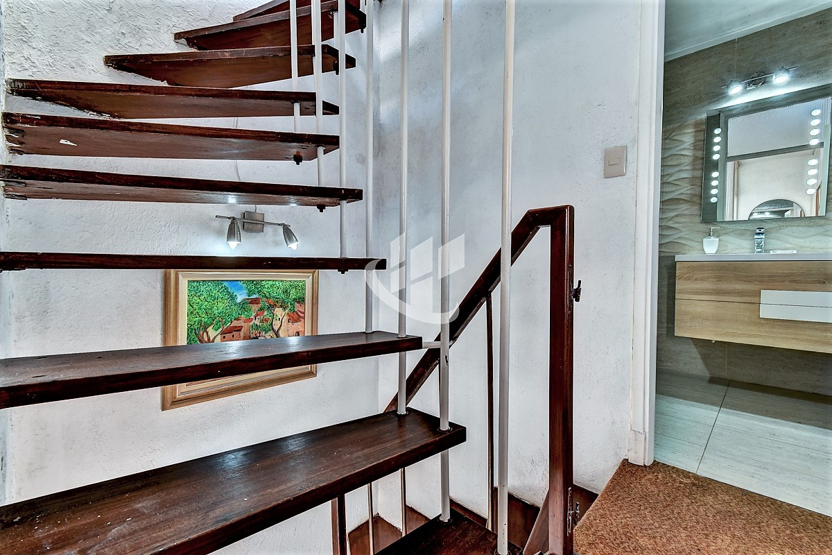 Apartamento ID.2611 - Venta de Apartamento 3 dormitorios en Península, Punta del Este.