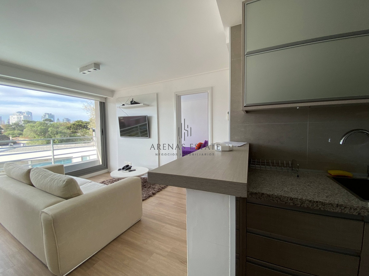 Apartamento ID.1855 - Venta de Apartamento 2 Dormitorios en Playa Mansa, Punta del este. 