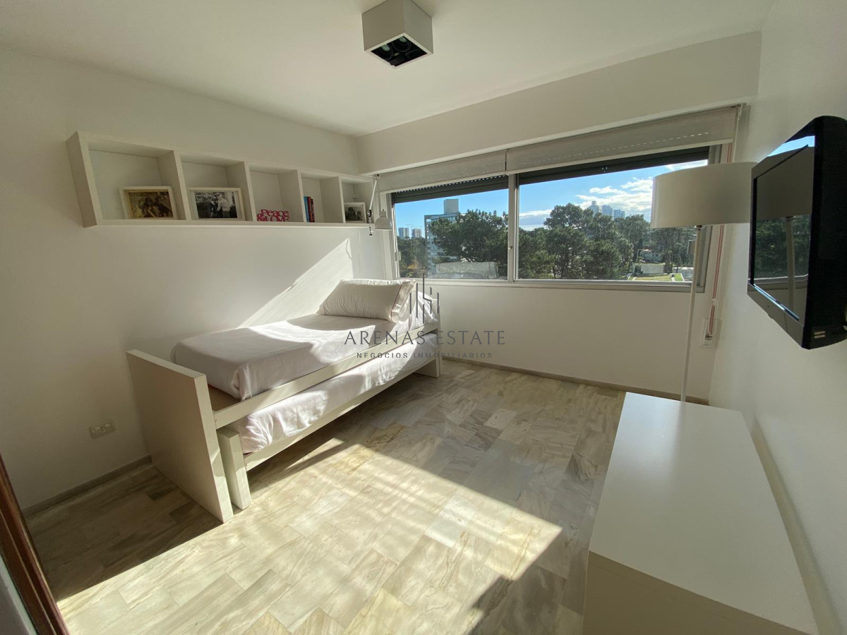 Apartamento ID.2778 - Venta de Apartamento 3 dormitorios en Roosevelt, Punta del Este.