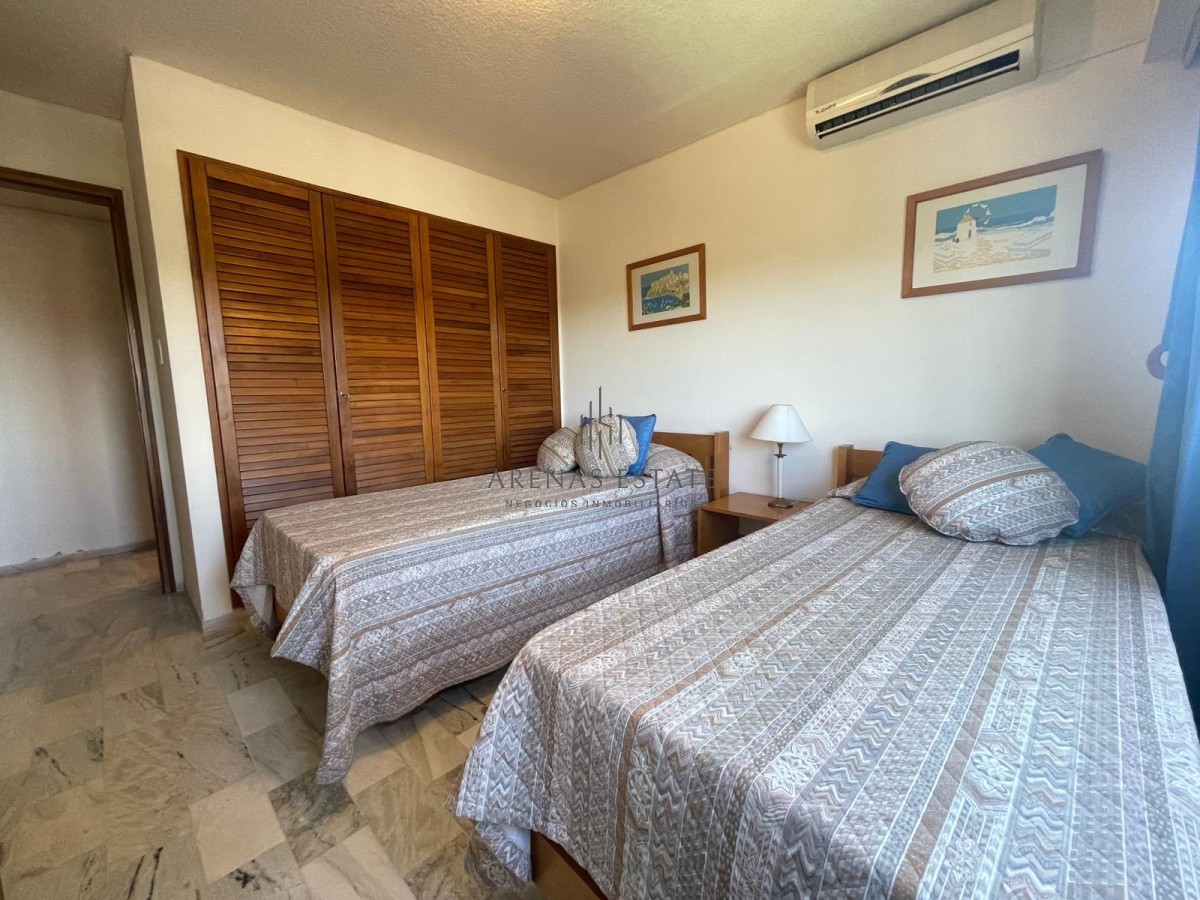 Apartamento ID.2775 - Venta de apartamento 3 dormitorios en Roosevelt, Punta del Este.