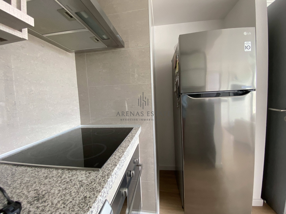 Apartamento ID.1855 - Venta de Apartamento 2 Dormitorios en Playa Mansa, Punta del este. 