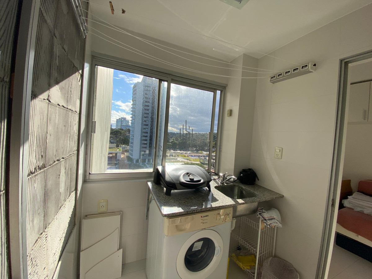 Apartamento ID.2778 - Venta de Apartamento 3 dormitorios en Roosevelt, Punta del Este.