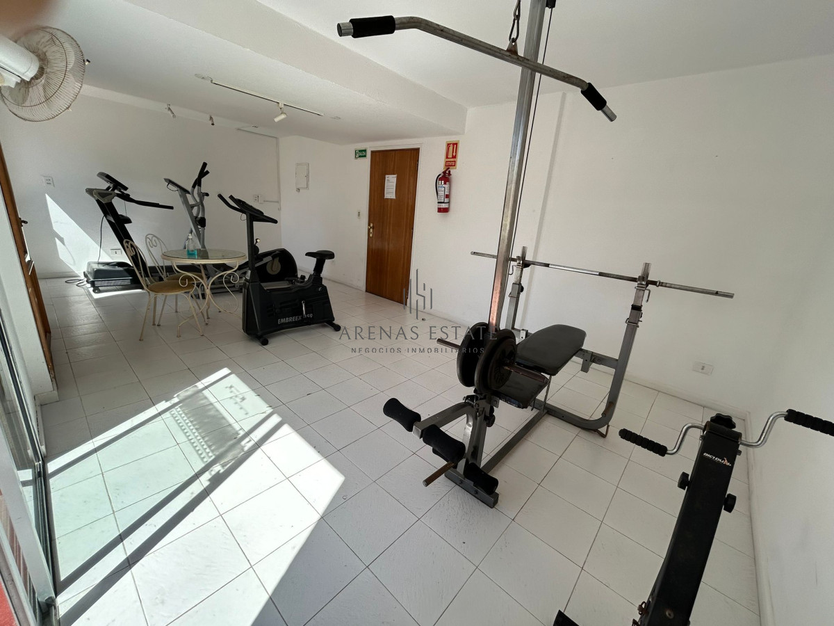 Apartamento ID.2772 - Venta de Apartamento de 3 dormitorios en la Península