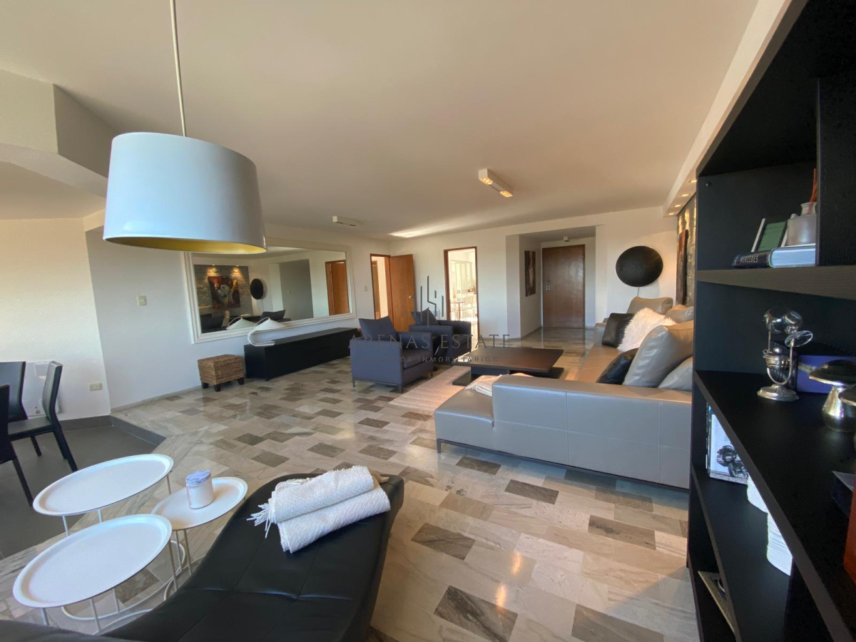 Apartamento ID.2778 - Venta de Apartamento 3 dormitorios en Roosevelt, Punta del Este.