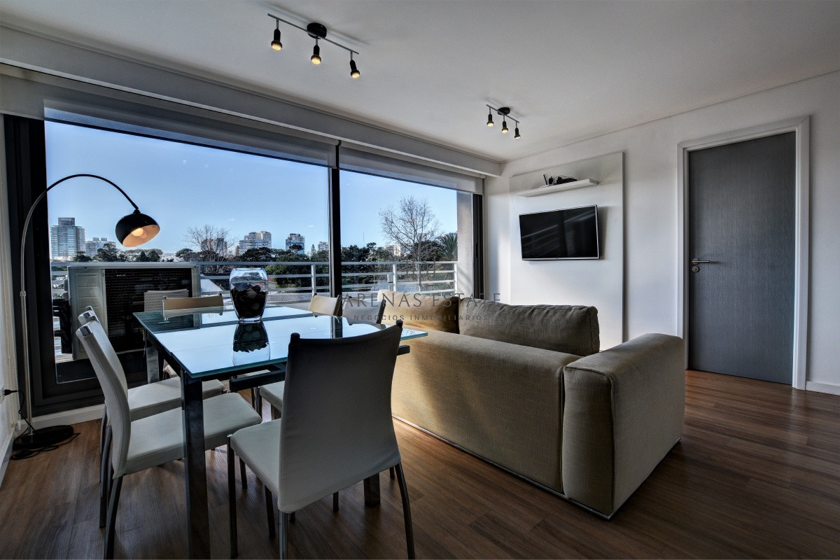 Apartamento ID.1855 - Venta de Apartamento 2 Dormitorios en Playa Mansa, Punta del este. 