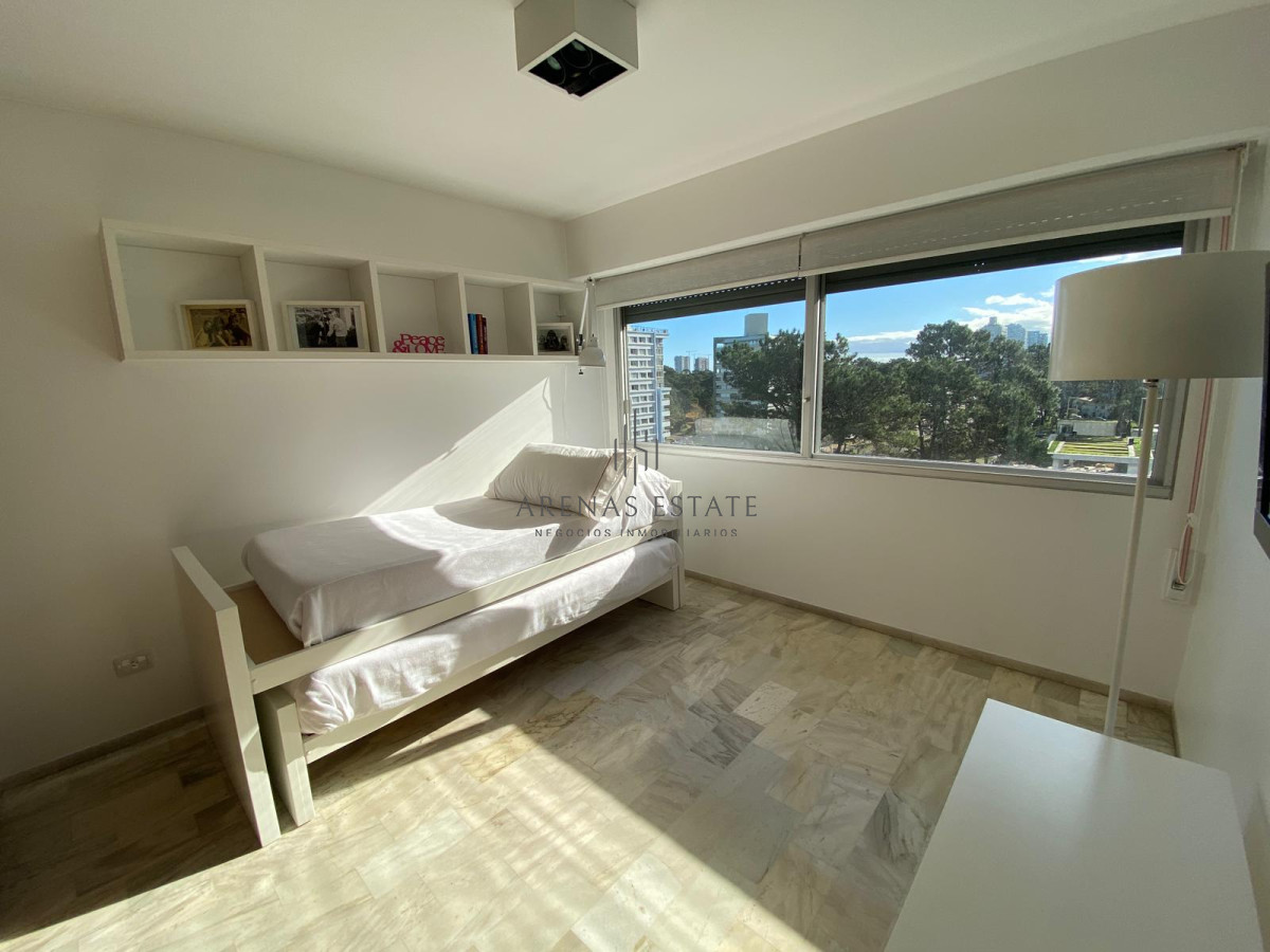 Apartamento ID.2778 - Venta de Apartamento 3 dormitorios en Roosevelt, Punta del Este.