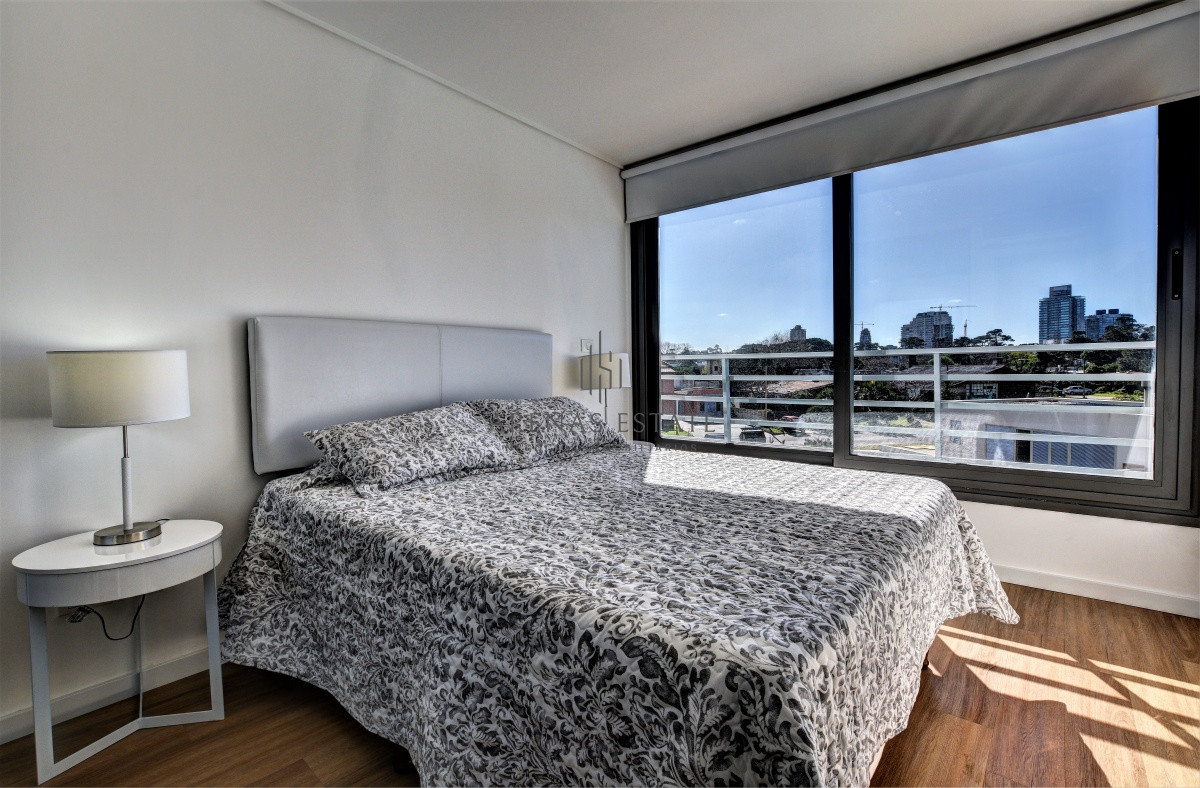 Apartamento ID.1855 - Venta de Apartamento 2 Dormitorios en Playa Mansa, Punta del este. 