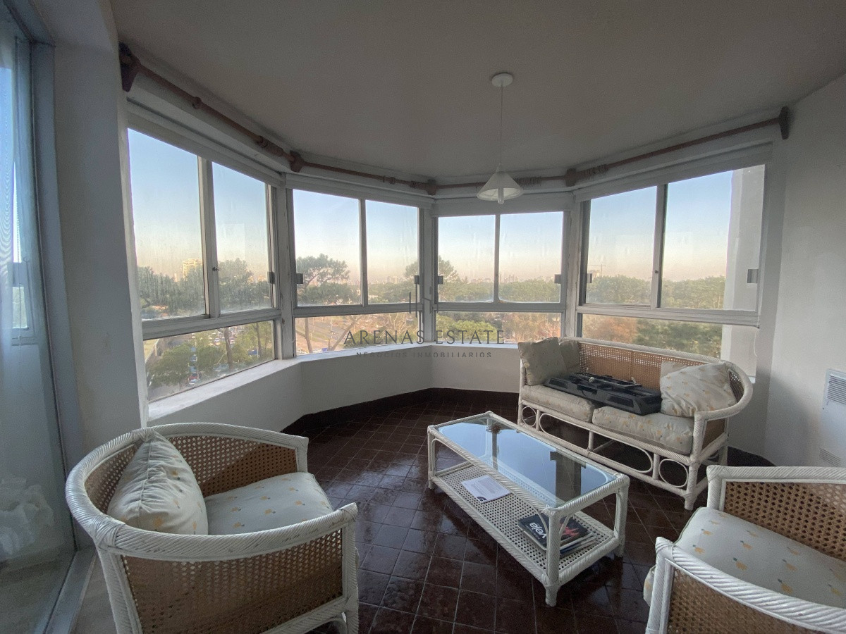 Apartamento ID.2773 - Venta de Apartamento de 3 dormitorios en Roosevelt, Punta del Este