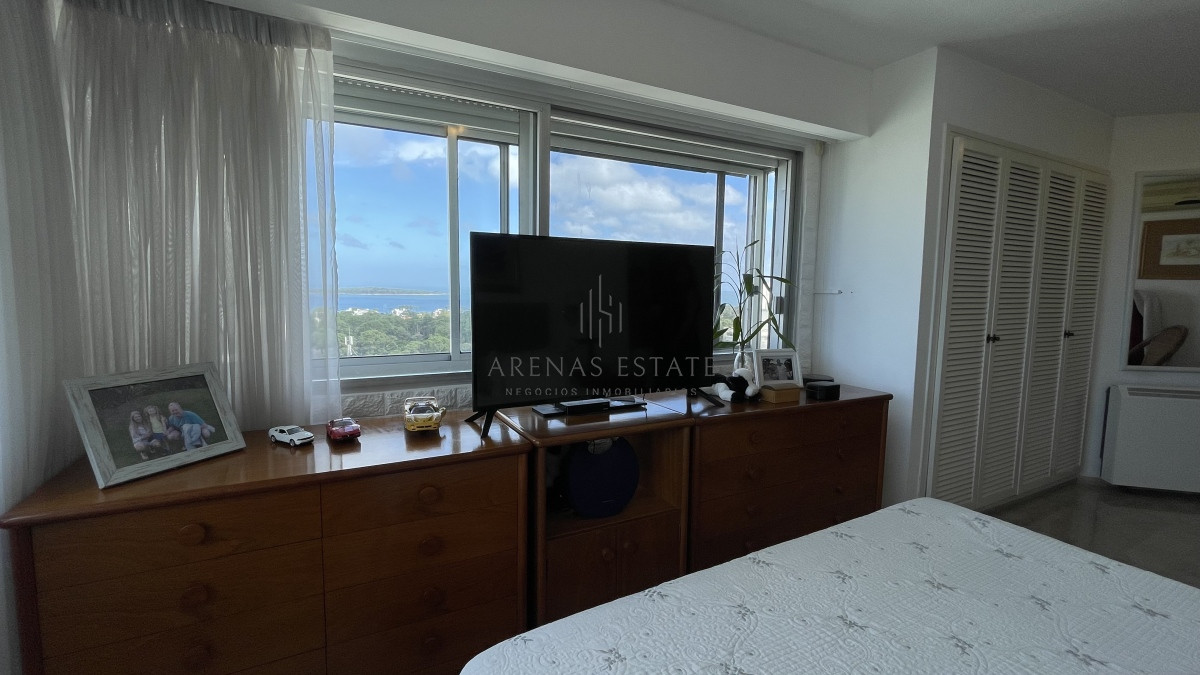 Apartamento ID.2777 - Apartamento de 3 dormitorios en Roosevelt, Punta del Este