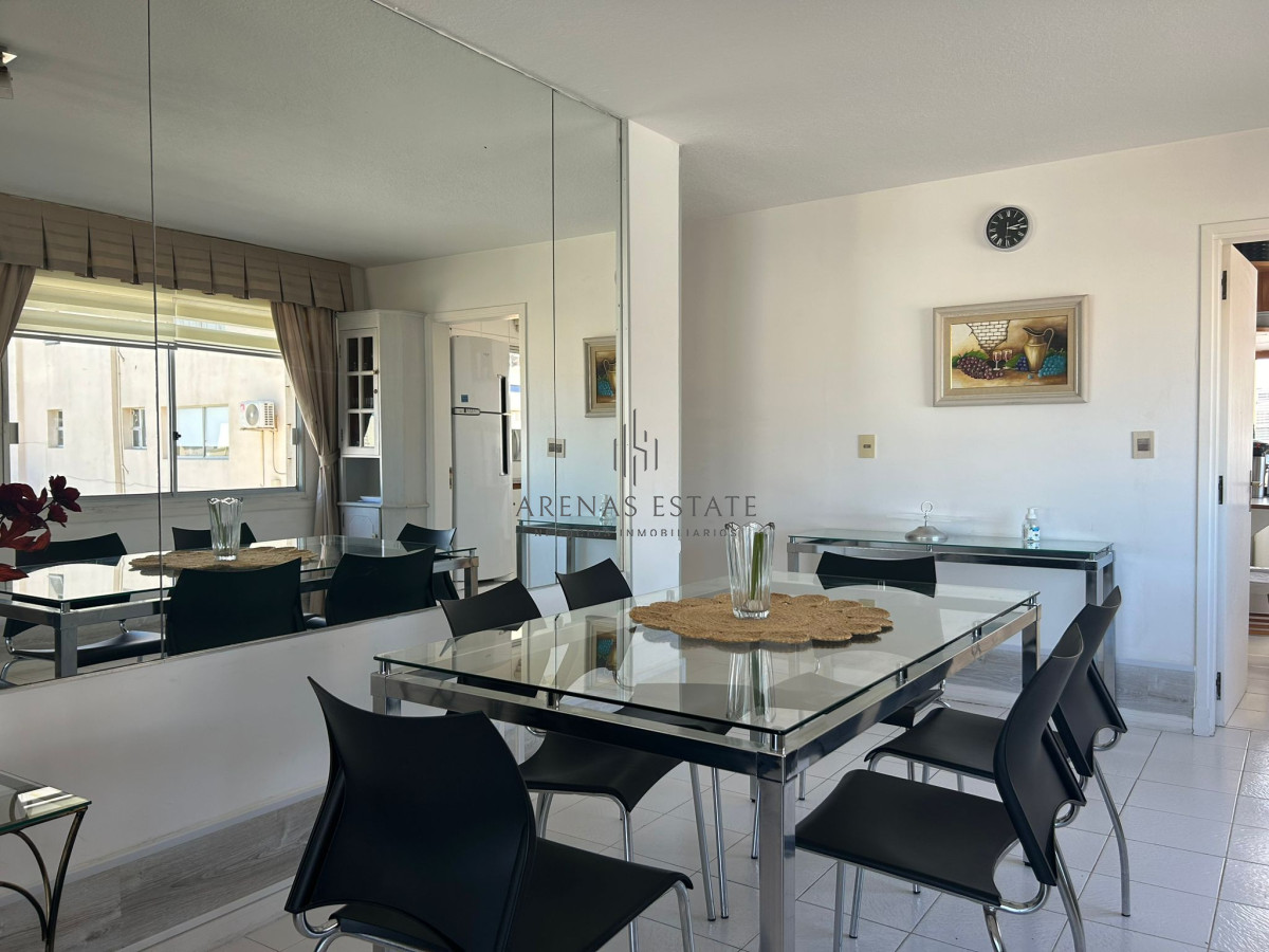 Apartamento ID.2772 - Venta de Apartamento de 3 dormitorios en la Península