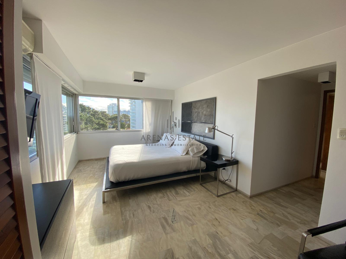Apartamento ID.2778 - Venta de Apartamento 3 dormitorios en Roosevelt, Punta del Este.