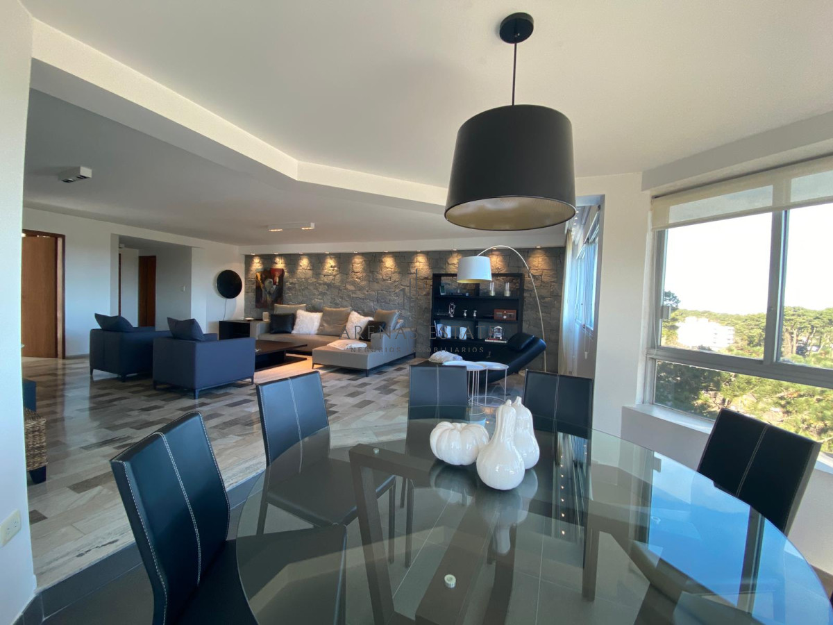 Apartamento ID.2778 - Venta de Apartamento 3 dormitorios en Roosevelt, Punta del Este.