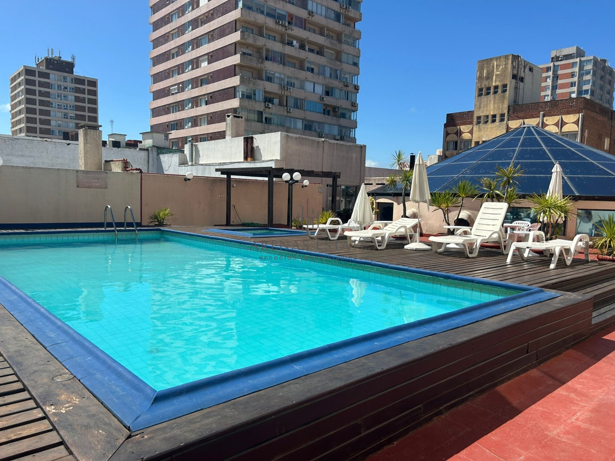 Apartamento ID.2772 - Venta de Apartamento de 3 dormitorios en la Península