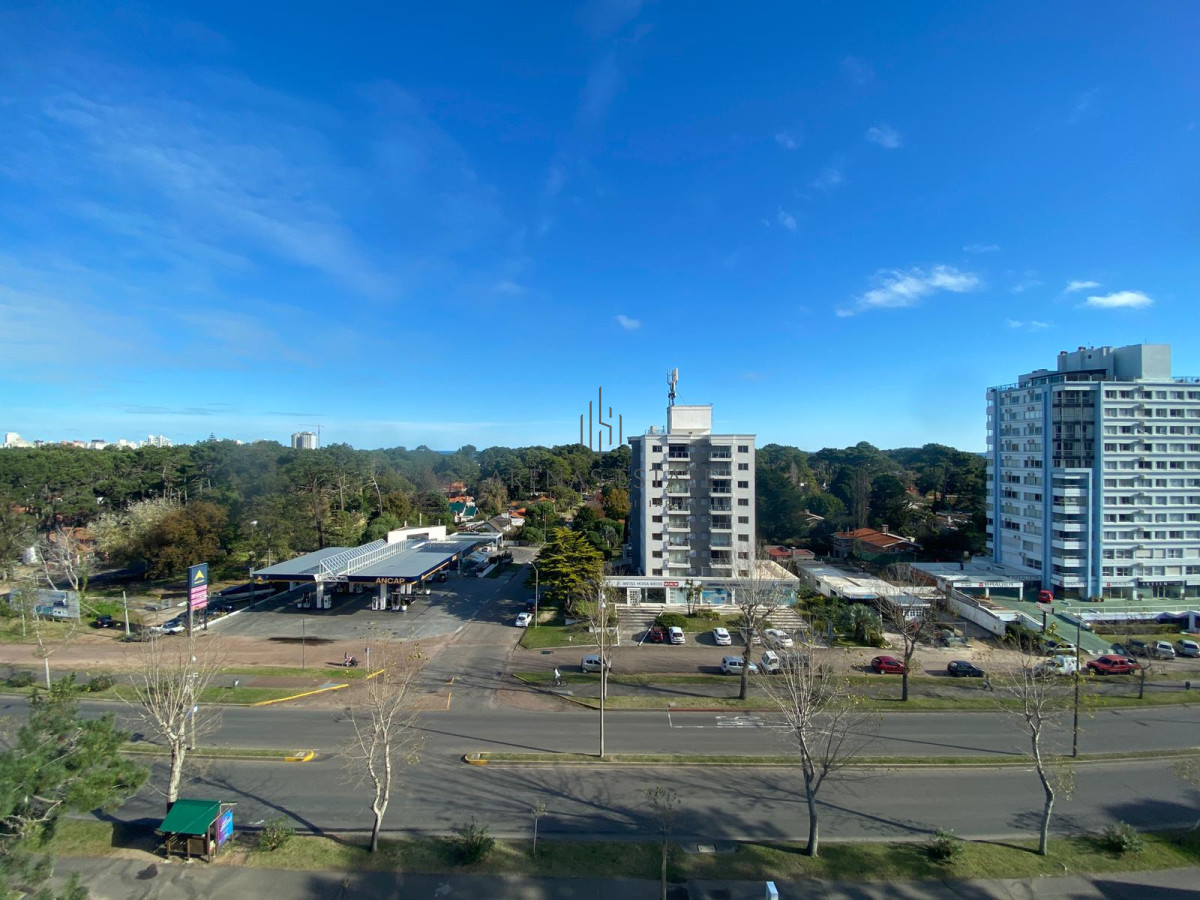 Apartamento ID.2778 - Venta de Apartamento 3 dormitorios en Roosevelt, Punta del Este.